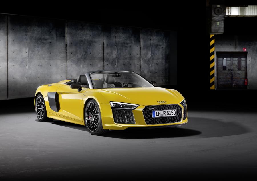  Audi R8 Spyder V10 2016 года  (WW) (фото 28 из 61)